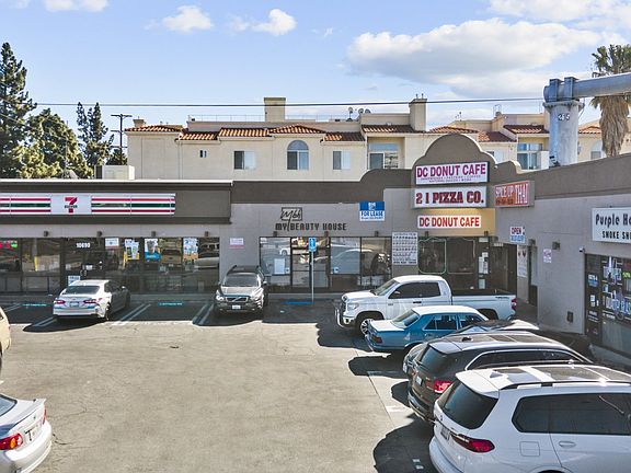 2nd image of 10682 Balboa Blvd