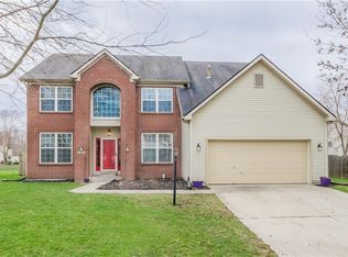 12619 Crystal Pointe Dr, Indianapolis, IN