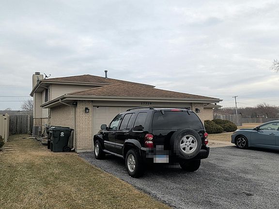 3rd image of 17719 Oakwood Ave