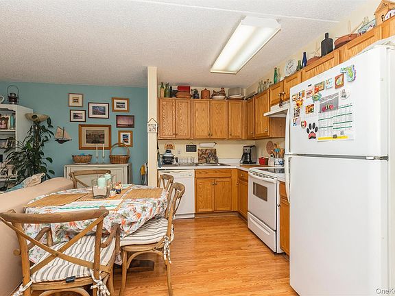4th image of 260 Beach 81st Street #4A