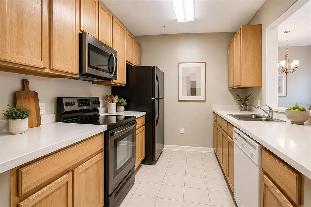 3 bed, 2.0 bath, 1248 sqft, $1,800 — Photo 3