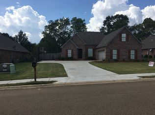 437 Ashtree Ln, Madison, MS 39110