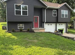 15608 Ann Ave, Belton, MO 64012