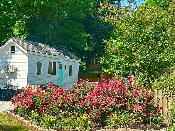 110 Creekwalk Dr, Travelers Rest, SC 29690