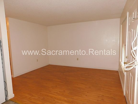 4th image of 2625 Del Paso Blvd APT 2