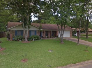 1263 Greenbriar St, Jackson, MS 39211