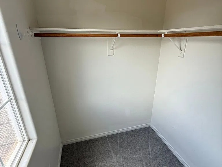 12710 Crystal Cove Ave — Photo 27