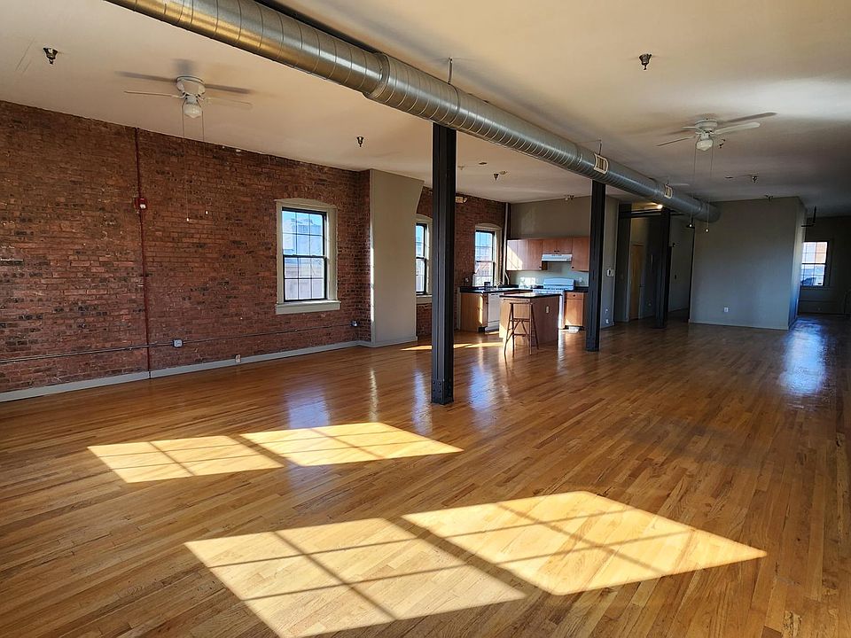 1st image of 15 S Essex Ave Lot 3