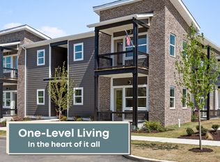 2405 E 18th St, Chattanooga, TN 37404