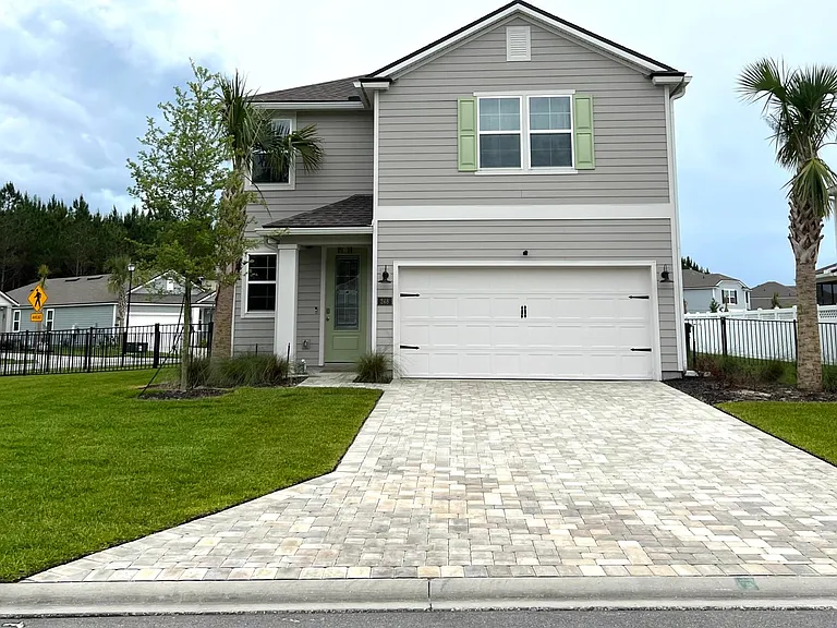 248 Greenway Ln — Photo 2