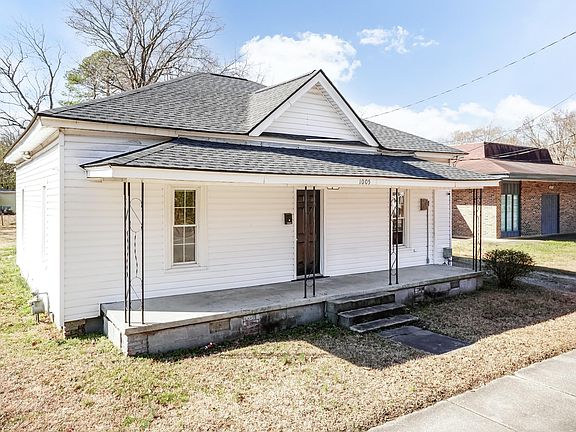 3rd image of 1005 W Thomas St