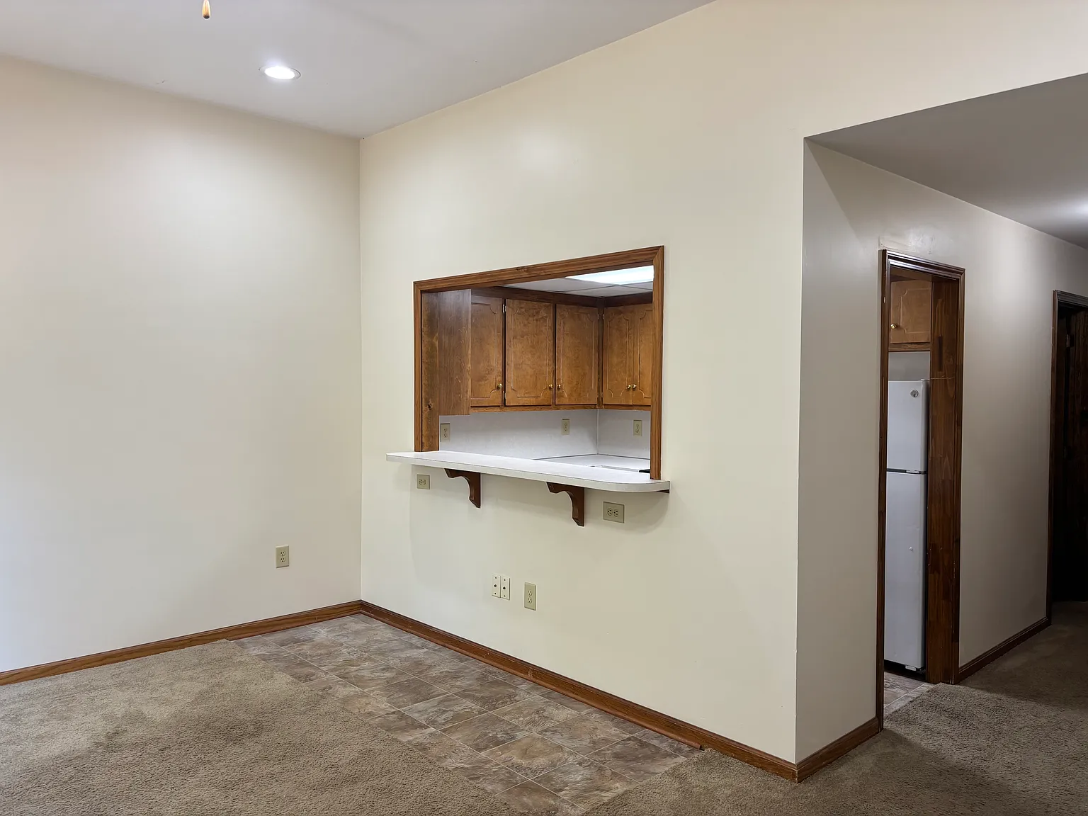 2 bed, $1,200 — Photo 2