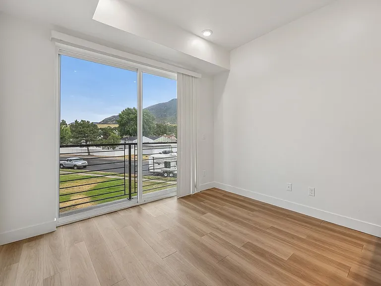 Wasatch View Apartments — Photo 72