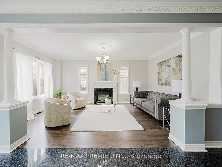 16 Saint Michele Pl #UPPER — Photo 20
