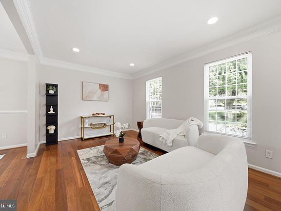 5th image of 8612 Castlebar Way