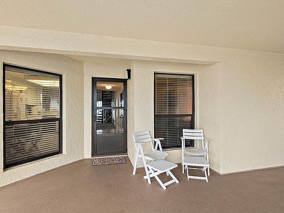 3rd image of 309 Caribe Vista Way