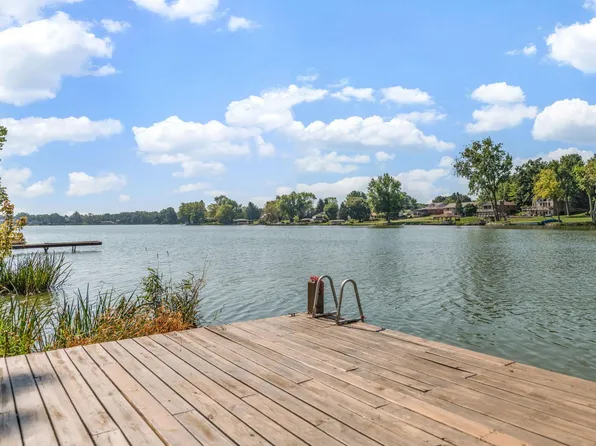 2567 W Choctaw Dr, London, OH 43140