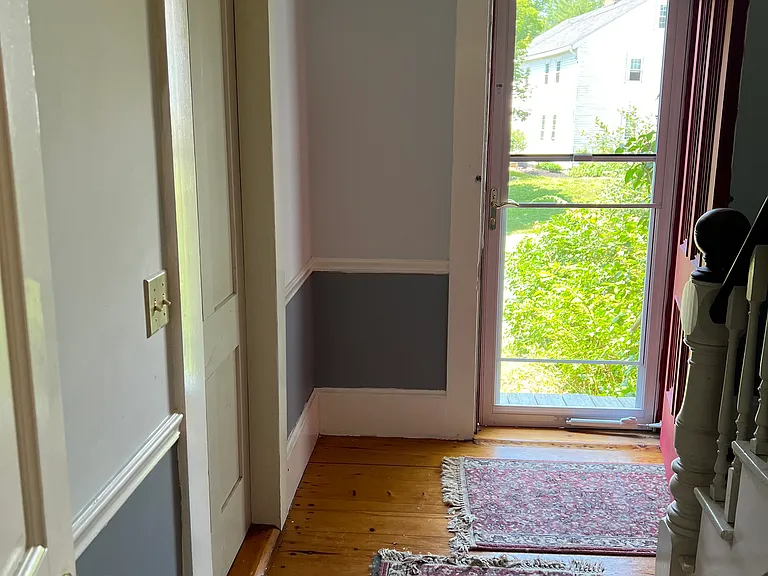 6 Crystal Lake Rd #1 — Photo 2