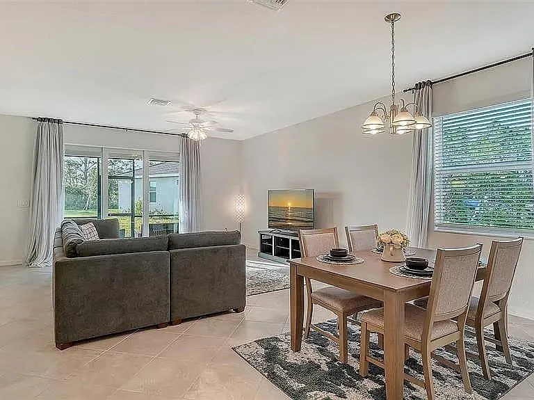 10896 Pinot Dr — Photo 17