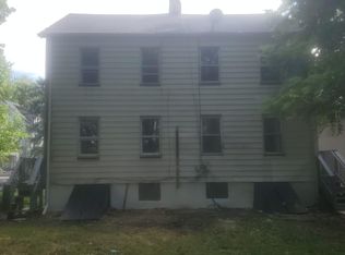471 Hamilton St, Rahway, NJ 07065