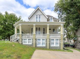 2518 Woolworth Ave APT 1, Omaha, NE 68105