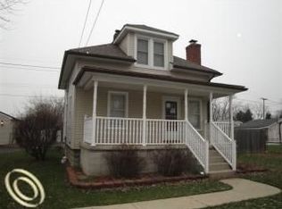 958 Adams St, Monroe, MI 48161