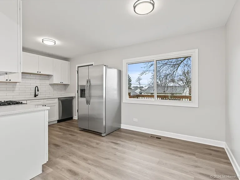 741 Yates Ave — Photo 19