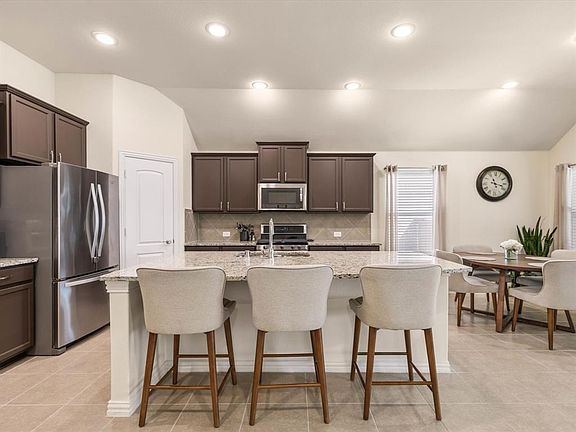 5th image of 2705 Calypso Ln
