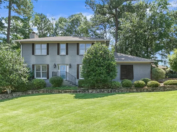 2230 Brandon Pkwy, Tuscaloosa, AL 35406