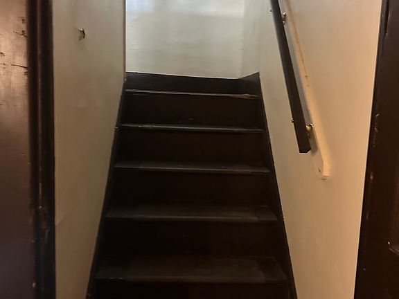5th image of 215 Park Ave #3