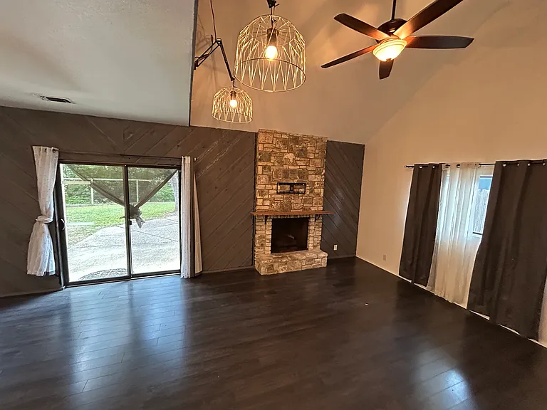 9215 Powhatan Dr — Photo 8