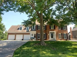 2905 SW 11th St, Lees Summit, MO 64081