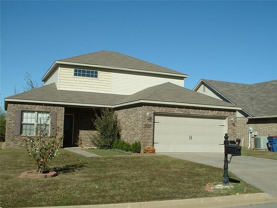 2nd image of 7915 Huntington Way
