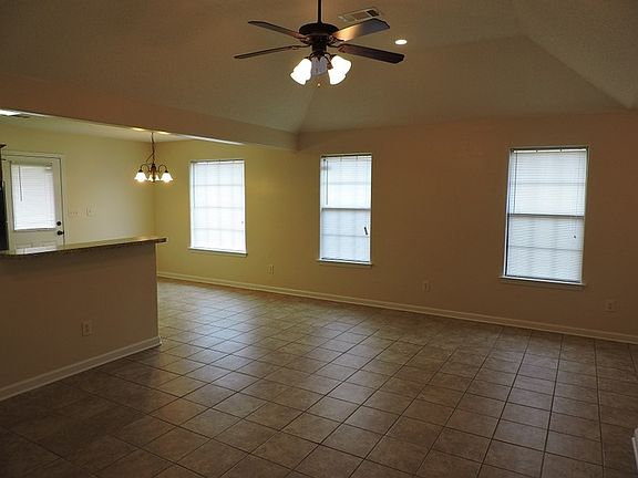 4th image of 10004 Branley Oak Dr