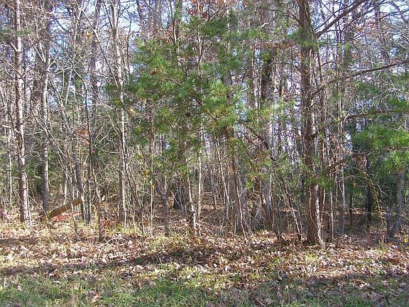 5th image of Cumberland Lakes Dr
