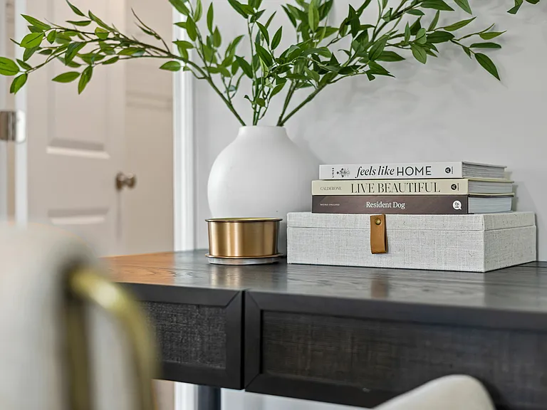 ABODE Reams Pointe