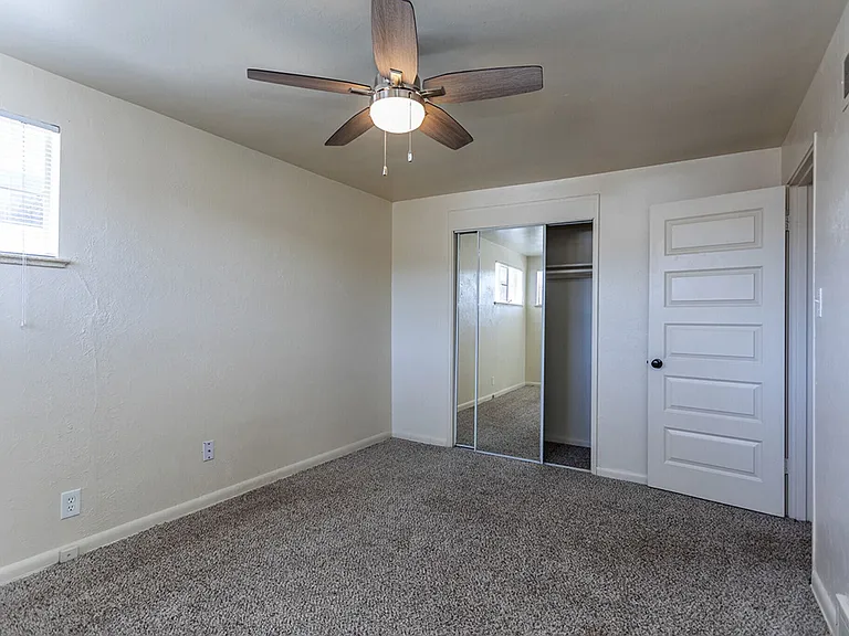 7400 W 10th Ave — Photo 30