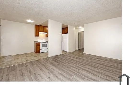 3620 West St #2 — Photo 4