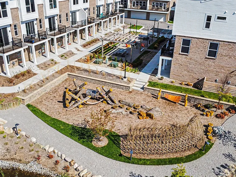 The Residences at Sakura Novi — Photo 64
