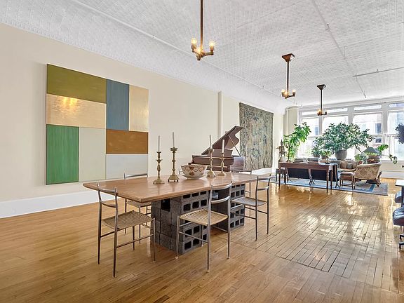 4th image of 69 Wooster St APT 3
