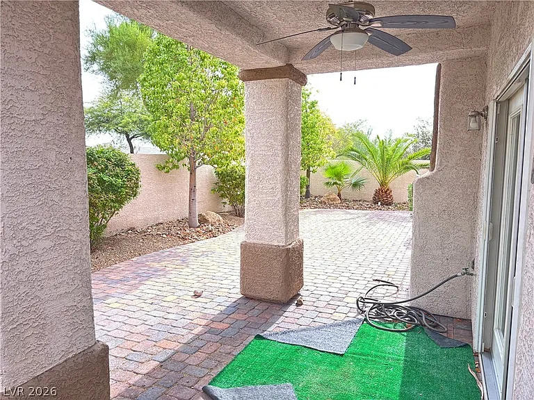 10628 S Olivebranch Ave — Photo 15