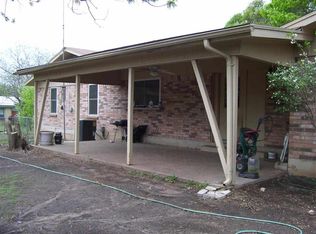 805 N Pierce St, Burnet, TX 78611