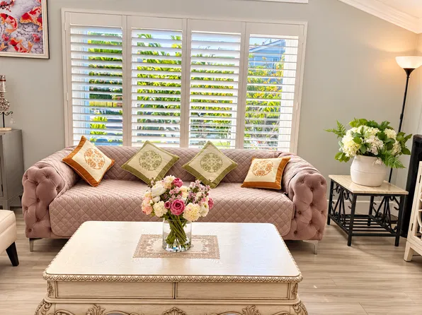20282 Colonial Cir, Huntington Beach, CA 92646
