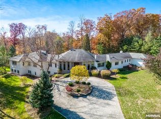 50 Rolling Ridge Rd, Upper Saddle River, NJ 07458