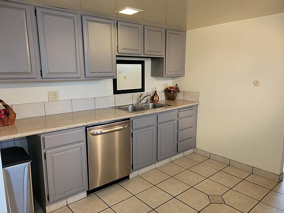 Huge kitchen with SS appliances