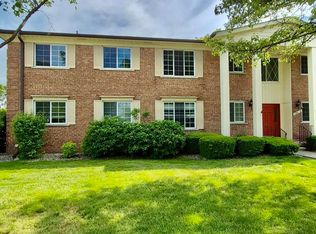 22870 E Nine Mile Rd, Saint Clair Shores, MI 48080