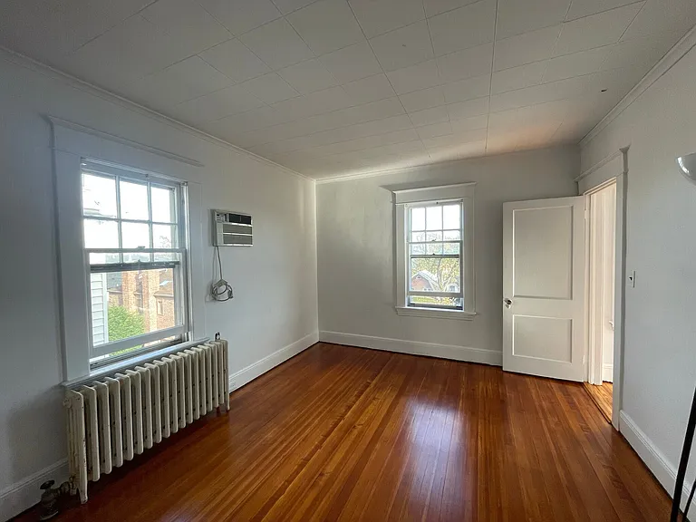 621 Undercliff Ave #2 — Photo 5