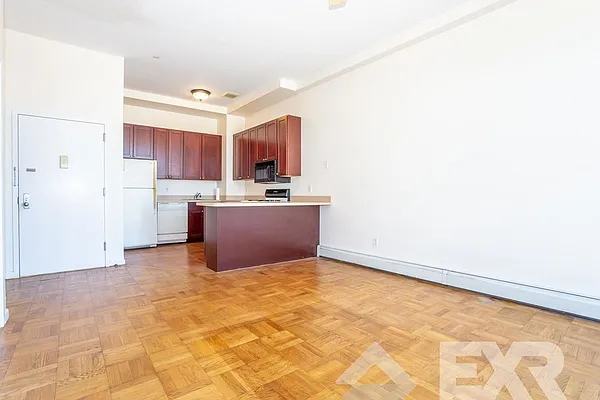 Rented by Highline Residential | media 22