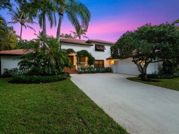 2042 Amesbury Circle, Wellington, FL 33414