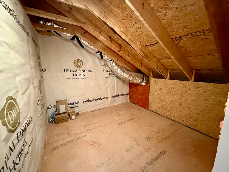 310 Buckwood Ln — Photo 27